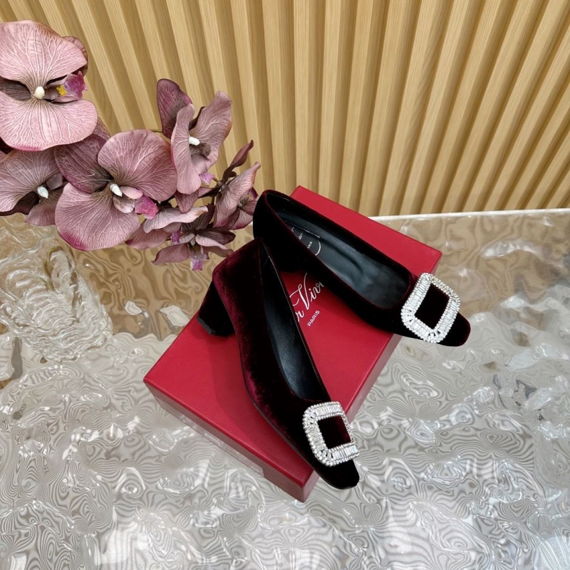 Roger Vivier flat shoes